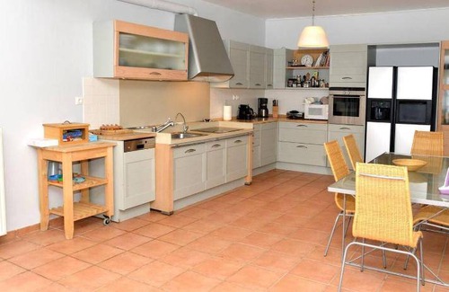 Theologos Villa | 230 m² Villa ∙ 4 bedrooms ∙ 12 guests