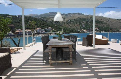 Kassiopi Villa | 249 m² Villa ∙ 4 bedrooms ∙ 7 guests