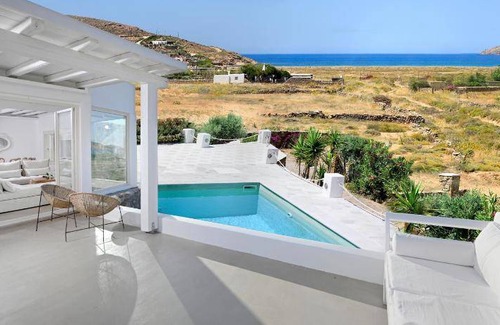 Ftelia Hotel | 250 m² Hotel ∙ 5 bedrooms ∙ 127 guests