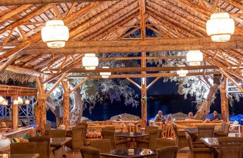 Koundouros Resort | 250 m² Resort ∙ 3 bedrooms ∙ 127 guests