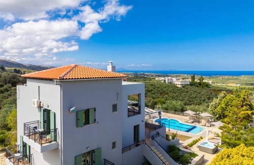 Kirianna Villa | 255 m² Villa ∙ 5 bedrooms ∙ 9 guests
