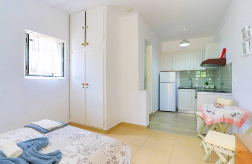 Katavolos Apartment | 26 m² Apartment ∙ 1 bedroom ∙ 2 guests