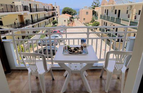 Agia Marina Apartment | 27 m² Serviced apartment ∙ 127 guests
