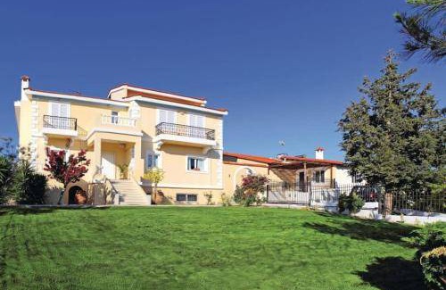 Skalani Resort | 270 m² Resort ∙ 6 bedrooms ∙ 12 guests