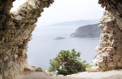 Monolithos Apartment | 28 m² Serviced apartment ∙ 127 guests