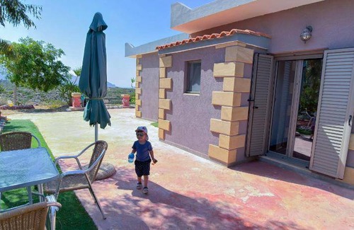 Livadia Apartment | 30 m² Apartment ∙ 4 guests
