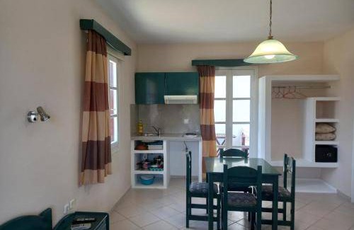 Plaka Apartment | 30 m² Apartment ∙ 4 guests