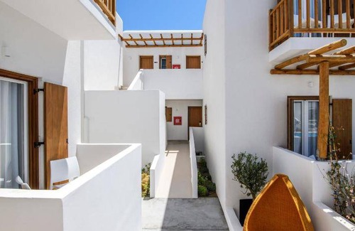 Ano Mera Hotel | 30 m² Hotel ∙ 4 guests