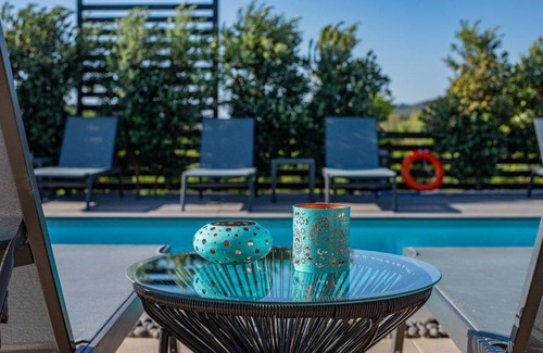Alikianos House | 300 m² House ∙ 6 bedrooms ∙ 14 guests