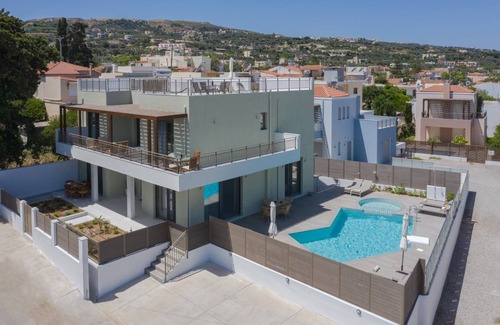 Adele Villa | 300 m² Villa ∙ 4 bedrooms ∙ 10 guests