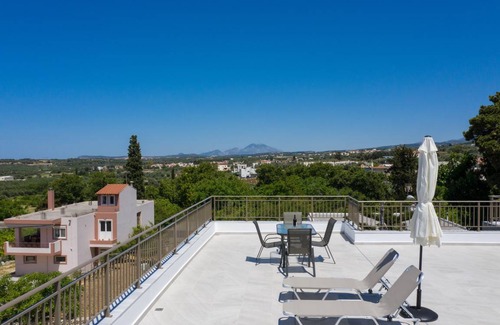 Adele Villa | 300 m² Villa ∙ 4 bedrooms ∙ 10 guests