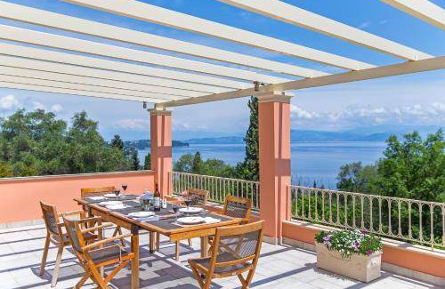 Dafnata Villa | 300 m² Villa ∙ 5 bedrooms ∙ 10 guests