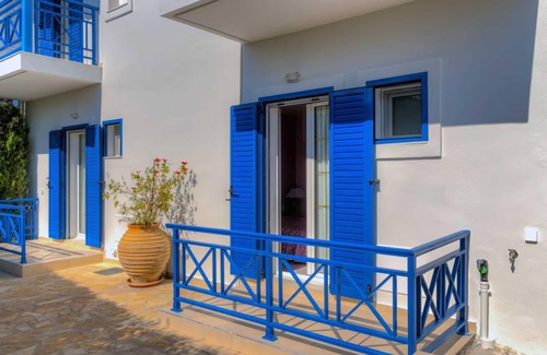 Agios Dimitrios Apartment | 32 m² Apartment ∙ 1 bedroom ∙ 3 guests