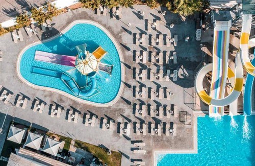 Lardos Hotel | 32 m² Hotel ∙ 2 bedrooms ∙ 127 guests
