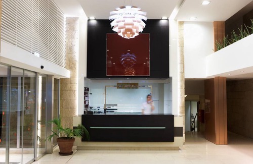 Rhodes Hotel | 33 m² Hotel ∙ 127 guests