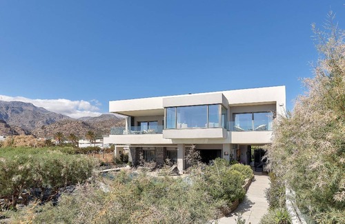 Koutsouras Apartment | 330 m² Apartment ∙ 5 bedrooms ∙ 12 guests