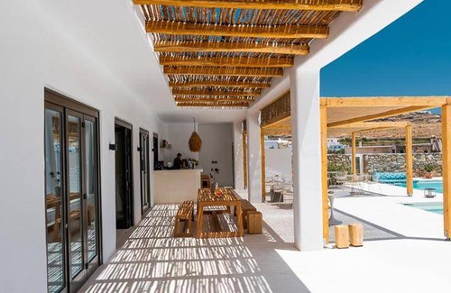 Ano Mera Hotel | 34 m² Hotel ∙ 3 guests