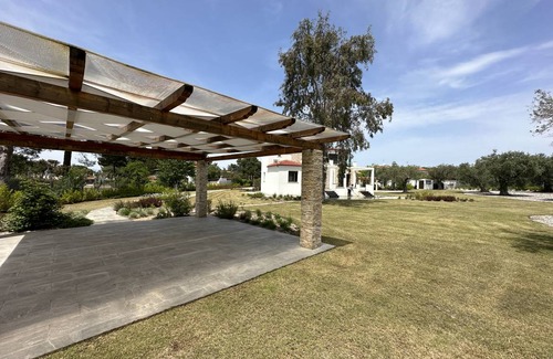 Vourvourou Villa | 340 m² Villa ∙ 7 bedrooms ∙ 14 guests