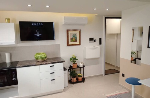 Filopappou Apartment | 35 m² Apartment ∙ 1 guest