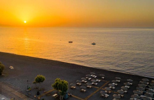Perivolos Apartment | 35 m² Serviced apartment ∙ 4 guests