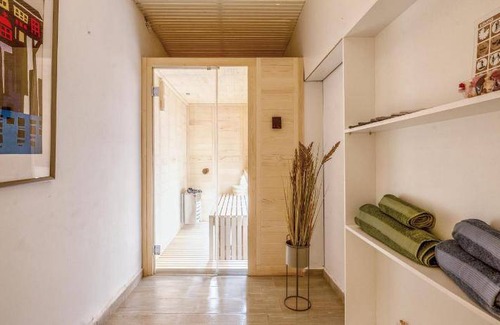 Elliniko Villa | 360 m² Villa ∙ 5 bedrooms ∙ 11 guests