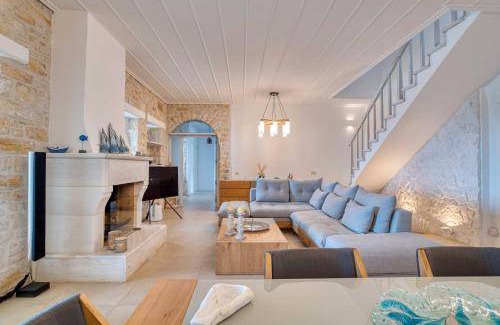 Naousa Villa | 390 m² Villa ∙ 5 bedrooms ∙ 10 guests