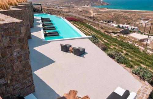 Ftelia Villa | 400 m² Villa ∙ 6 bedrooms ∙ 13 guests