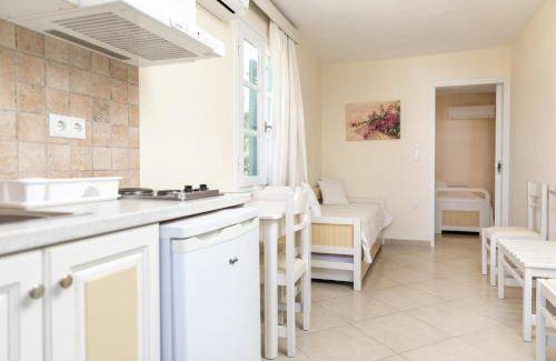 Plaka Apartment | 42 m² Serviced apartment ∙ 3 guests