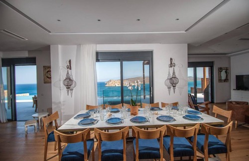 Kounelion House | 420 m² House ∙ 6 bedrooms ∙ 12 guests