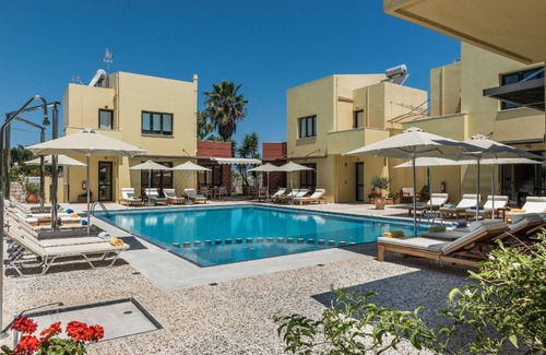 Maleme House | 440 m² House ∙ 12 bedrooms ∙ 24 guests