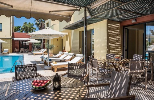 Maleme House | 440 m² House ∙ 12 bedrooms ∙ 24 guests