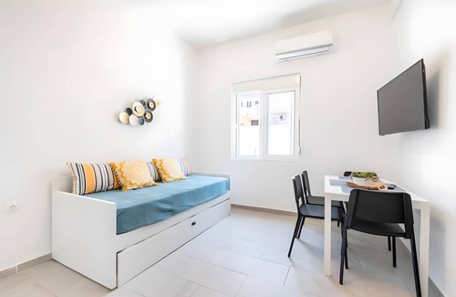 Petaloudes Apartment | 45 m² Apartment ∙ 1 bedroom ∙ 4 guests