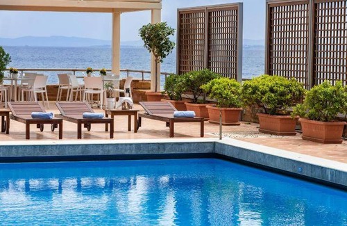 Chios Town Hotel | 45 m² Hotel ∙ 8 guests