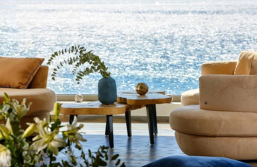 Koutsouras House | 450 m² House ∙ 10 bedrooms ∙ 24 guests