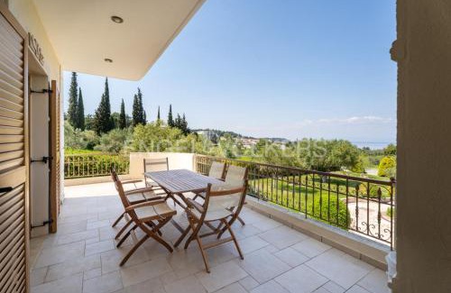 Kriopigi Villa | 4BR Sea View Villa in Halkidiki