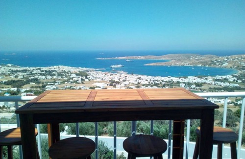 Paros House | 50 m² House ∙ 2 bedrooms ∙ 4 guests