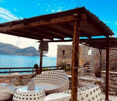 East Mani House | 50 m² House ∙ 2 bedrooms ∙ 6 guests
