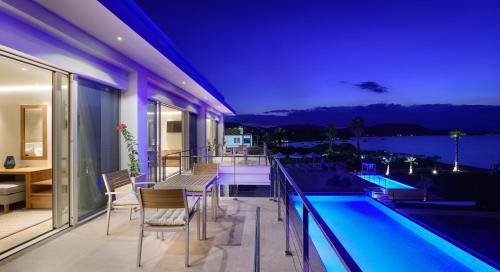 Vourvourou Villa | 500 m² Villa ∙ 8 bedrooms ∙ 16 guests