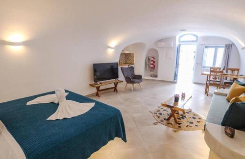 Finikia Apartment | 53 m² Apartment ∙ 2 guests