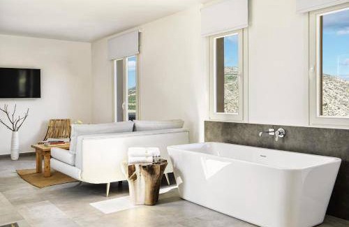 Chora Folegandros Hotel | 54 m² Hotel ∙ 2 guests