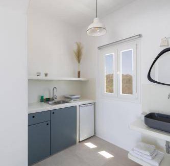 Plaka Apartment | 55 m² Apartment ∙ 2 bedrooms ∙ 5 guests