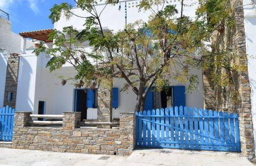 Ormos Korthiou House | 55 m² House ∙ 2 bedrooms ∙ 5 guests