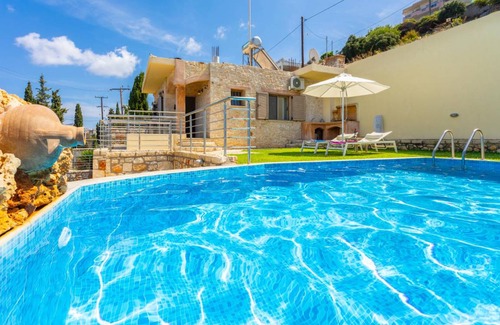 Roumeli Villa | 55 m² Villa ∙ 1 bedroom ∙ 4 guests