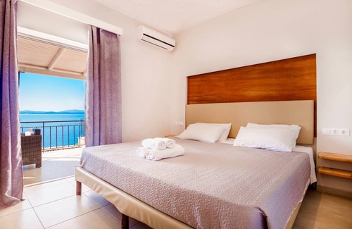 Barbati Villa | 55 m² Villa ∙ 2 bedrooms ∙ 4 guests
