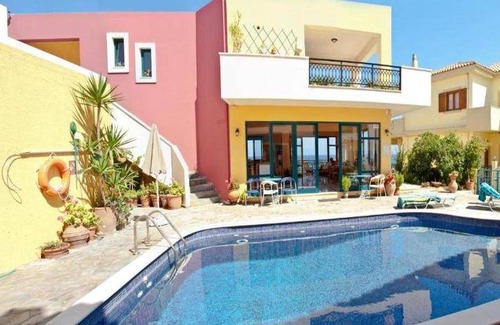 Panormos Apartment | 56 m² Serviced apartment ∙ 6 guests