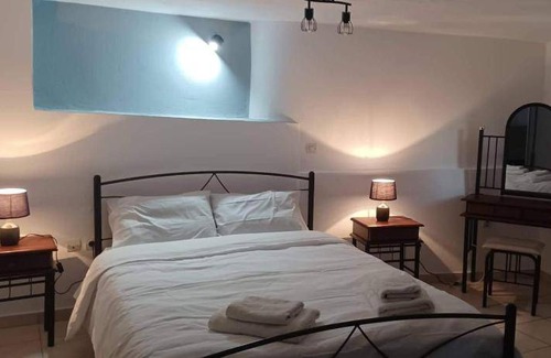 Monemvasia Apartment | 60 m² Apartment ∙ 1 bedroom ∙ 4 guests