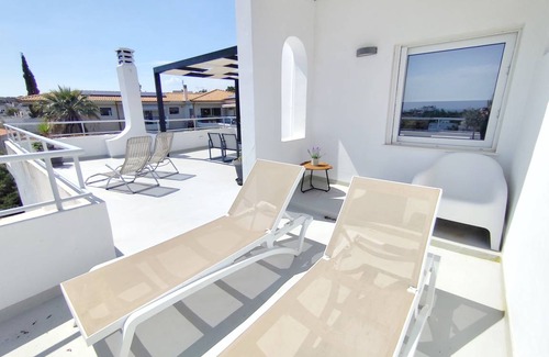 Vouliagmeni Apartment | 60 m² Apartment ∙ 1 bedroom ∙ 3 guests