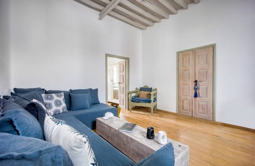 Folegandros Town House | 60 m² House ∙ 1 bedroom ∙ 3 guests