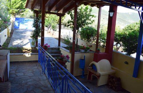 Sourpi House | 60 m² House ∙ 4 bedrooms ∙ 5 guests
