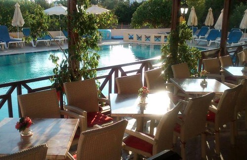 Pefkos Apartment | 60 m² Serviced apartment ∙ 2 bedrooms ∙ 127 guests